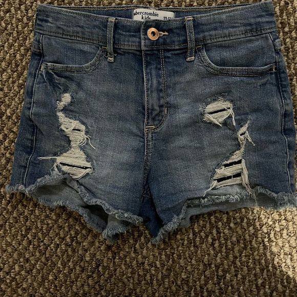 Abercrombie & Fitch Other - Abercrombie Kids shorts, size 13/14